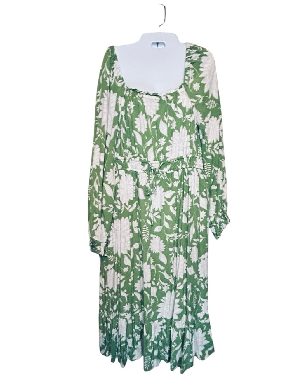 Ava & Viv Green and White Floral Long Sleeve Midi Dress - Picture 3 of 7